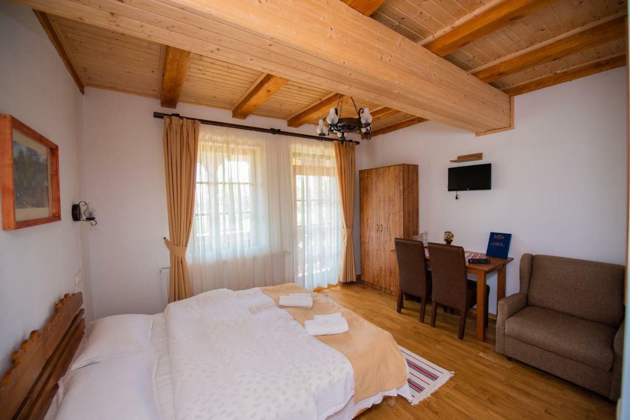 Farm stay Pensiunea Agroturistica Raluca